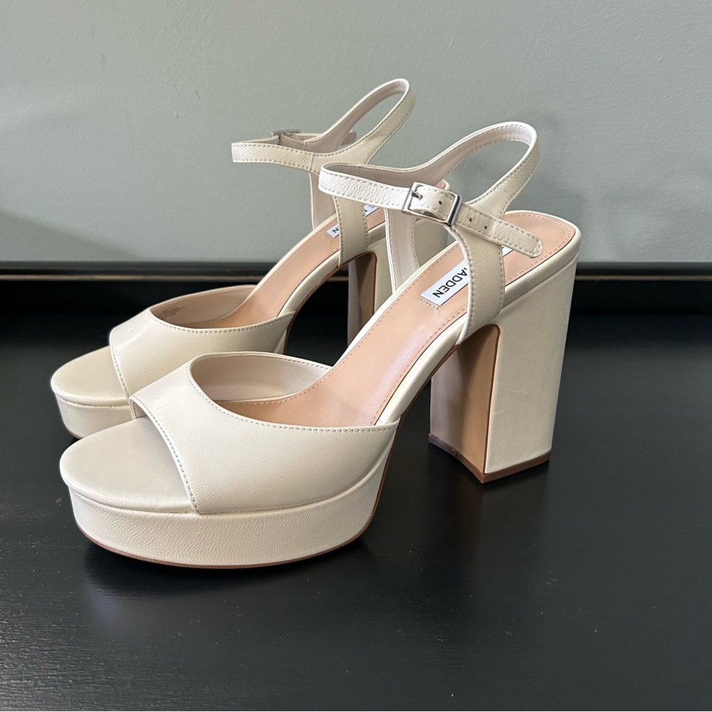 Steve Madden Amy Bone Leather Ankle Strap Platform Dress Sandals , Size 10